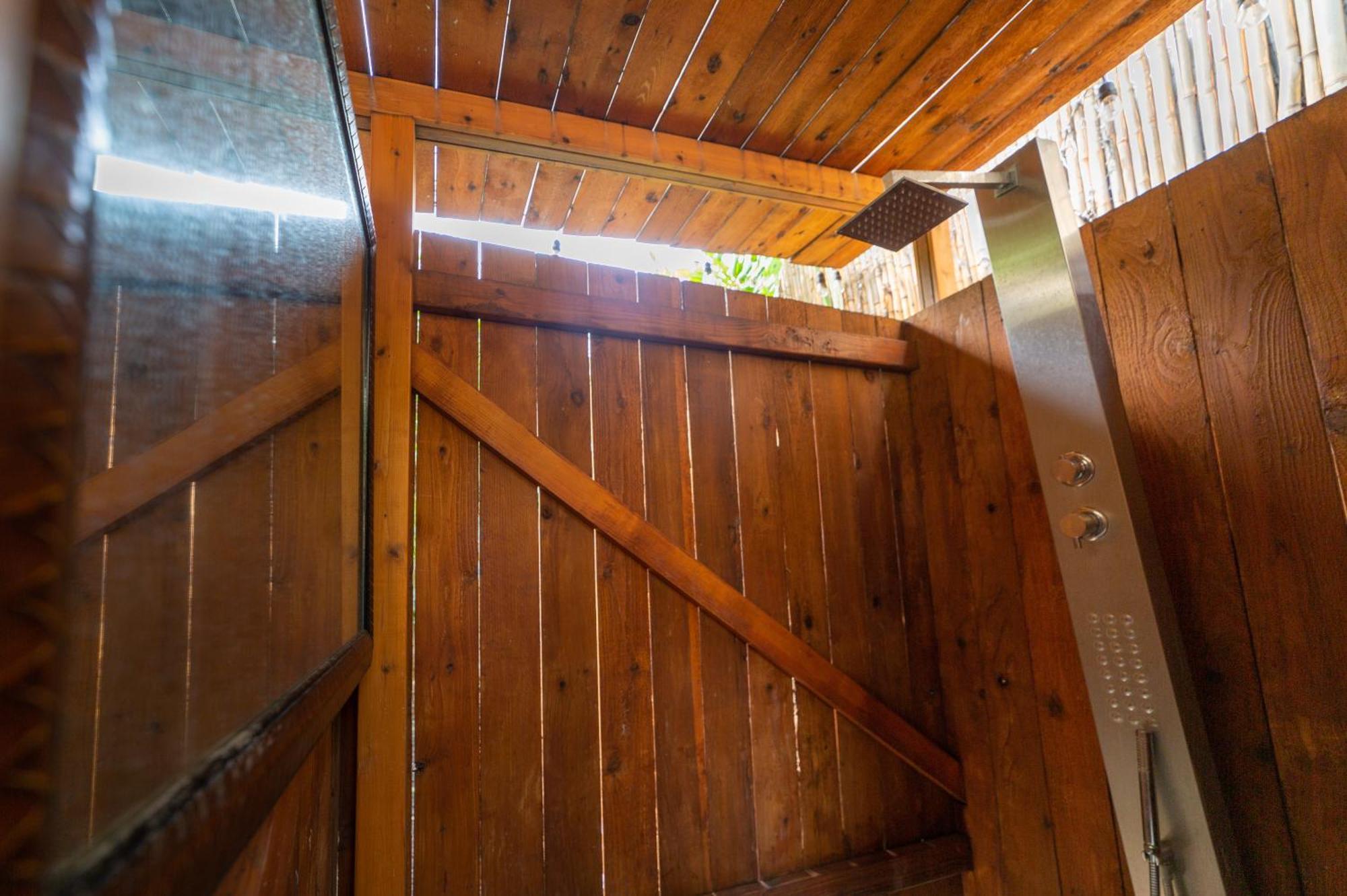 Bamboo Suite, 1 Bedroom, Sleeps 4, Pool & Bbq, Pre-Renovation Summer Sale Кихеи Екстериор снимка